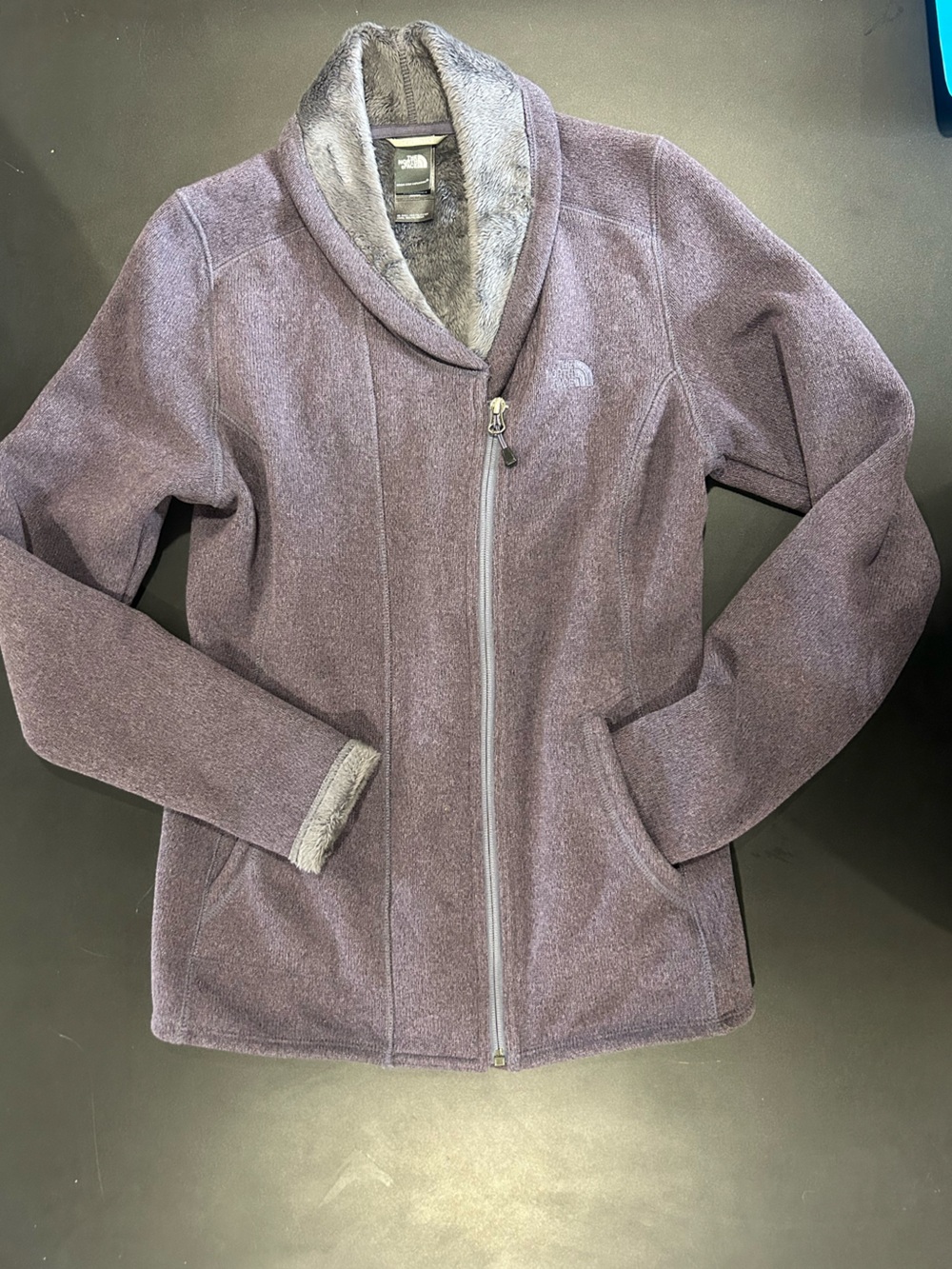 The North Face Women's Heathered Plum Full-Zip Fleece Jacket